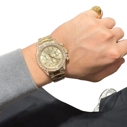 Daytona 18K Yellow Gold Gold Sundust Dial Diamond Bezel Oyster Bracelet 40 mm 126598TBR