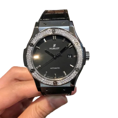 Classic Fusion Titanium Diamonds 42mm 542.NX.1171.LR.1104