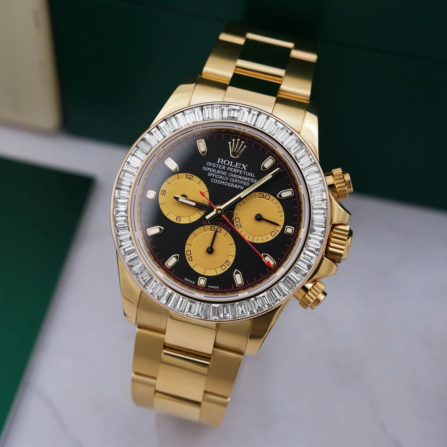 Rolex Daytona 116508 40mm 18ct Yellow Gold Black Dial Diamond