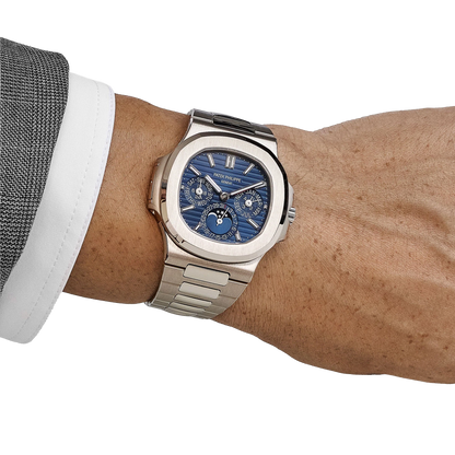 Nautilus 40mm 5740/1G-001 Perpetual Calendar Moon Phases
